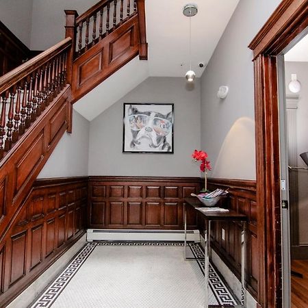 A Stylish Stay W/ A Queen Bed, Heated Floors.. #37 Brookline Kültér fotó