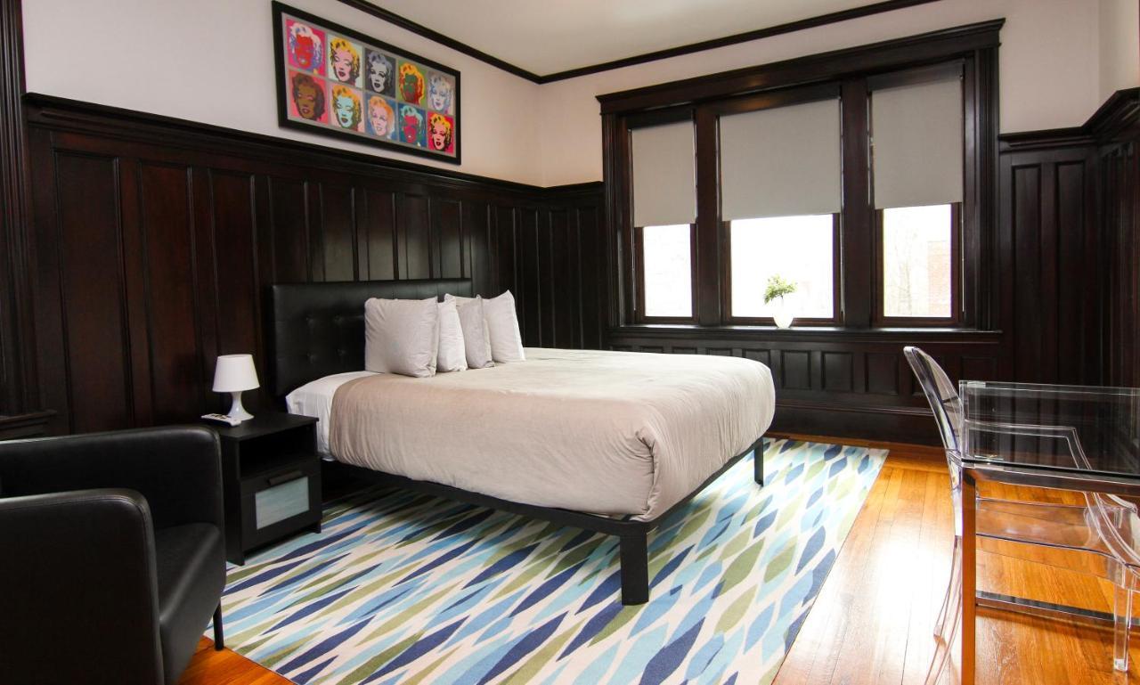A Stylish Stay W/ A Queen Bed, Heated Floors.. #37 Brookline Kültér fotó